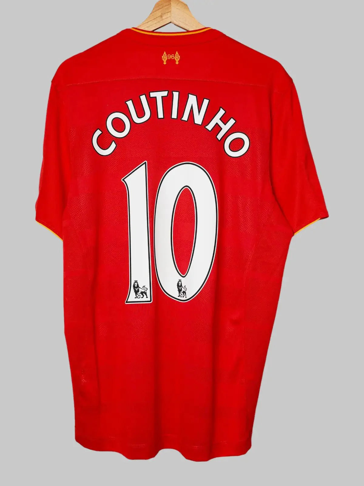 Liverpool Home Shirt 2016/17 Coutinho #10 (L)