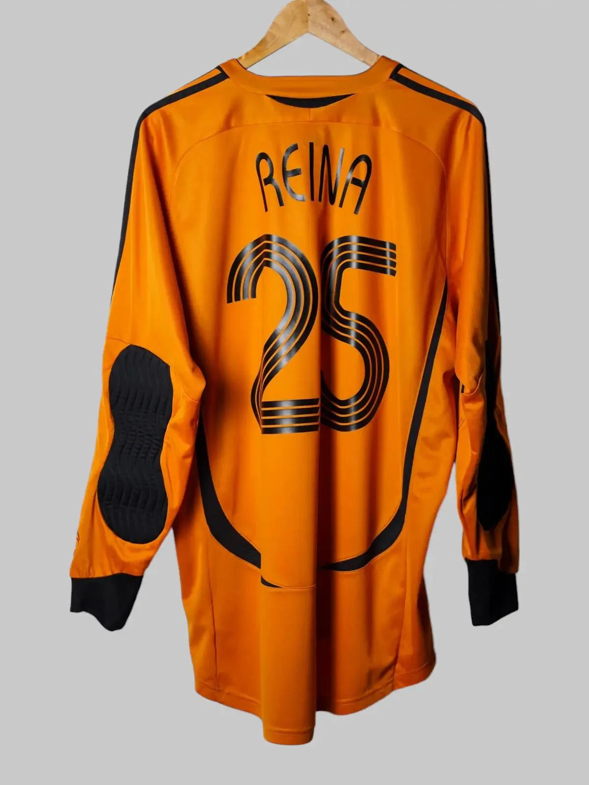 Liverpool Keeper Shirt 2006/7 Reina #25 (L)