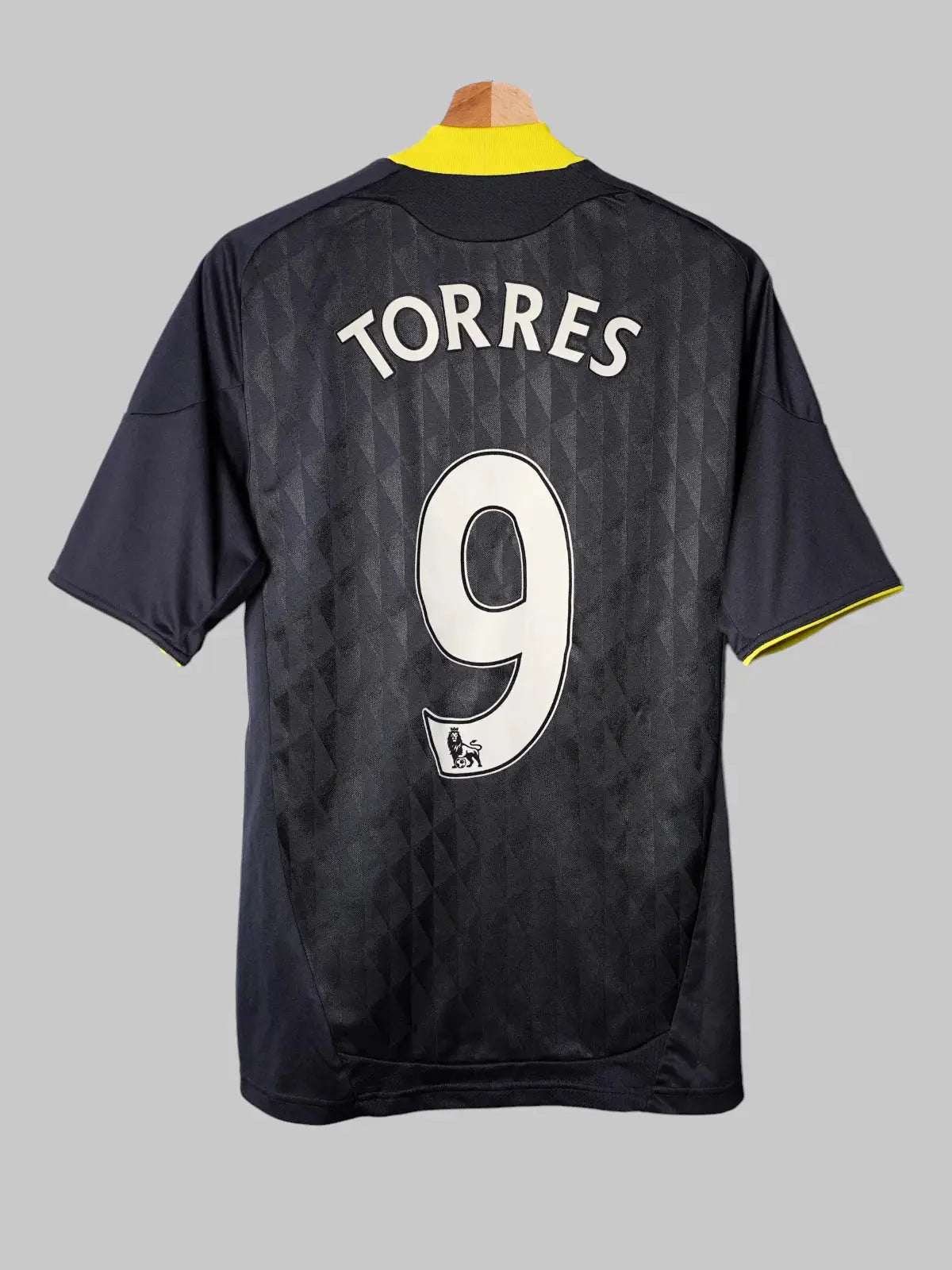 Liverpool Third Shirt 2010/11 Torres #9 (S)