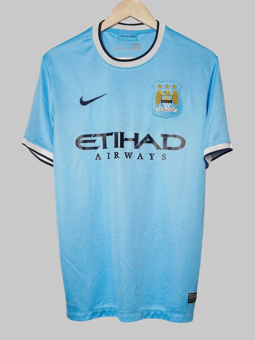 Manchester City Home Shirt 2013/14 Kun Agüero #16 (M)