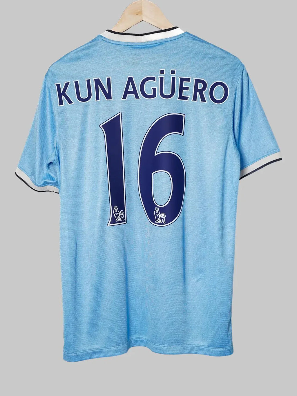 Manchester City Home Shirt 2013/14 Kun Agüero #16 (M)