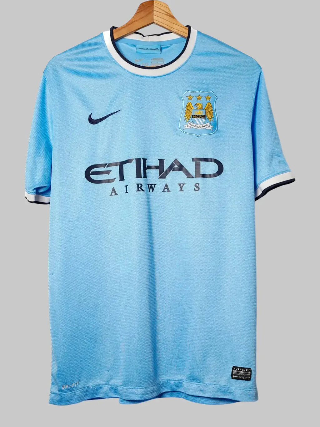 Manchester City Home Shirt 2013/14 Kun Agüero #16 (M)