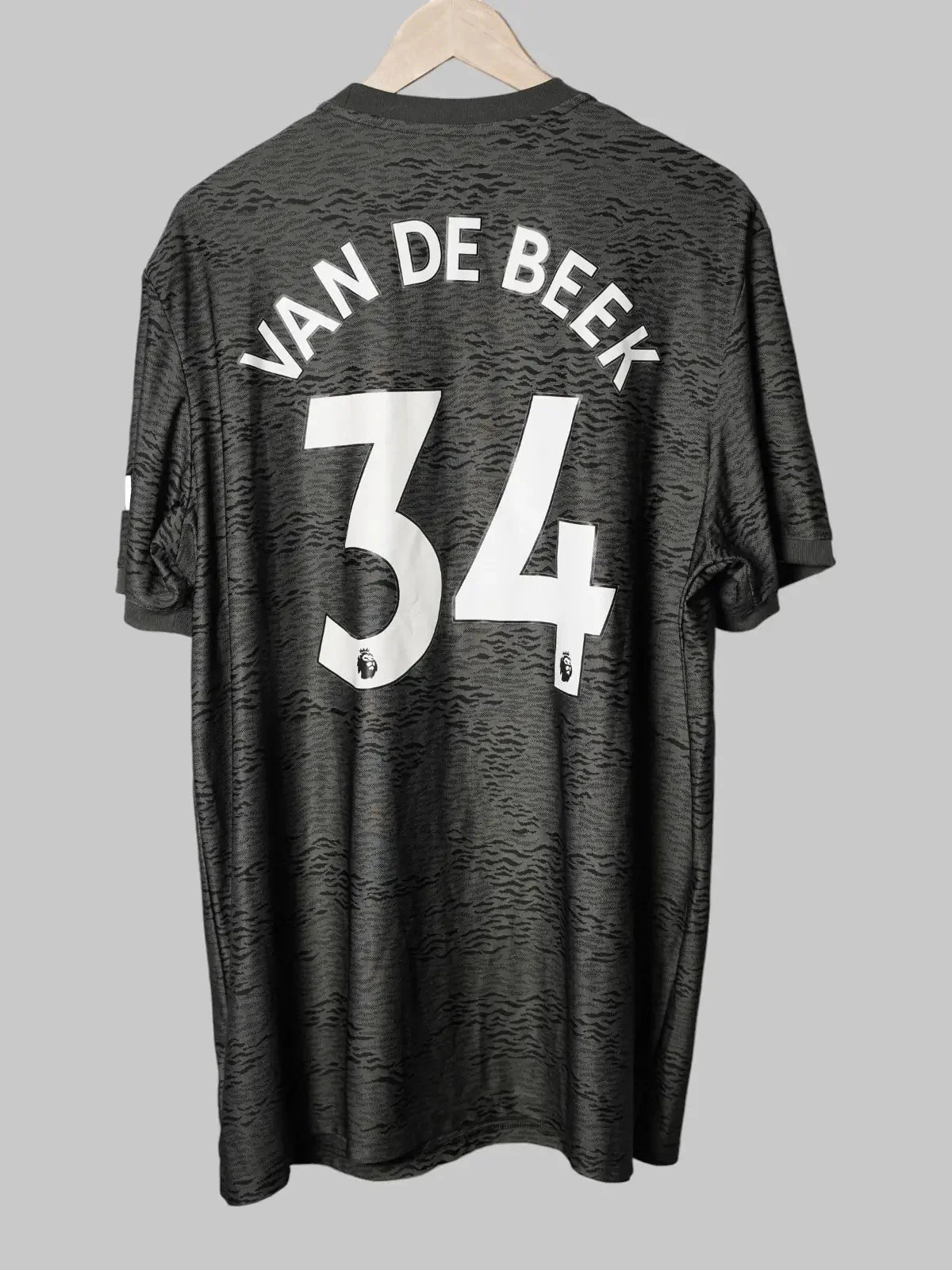Manchester United Away Shirt 2020/21 Van de Beek #34 (XXL)