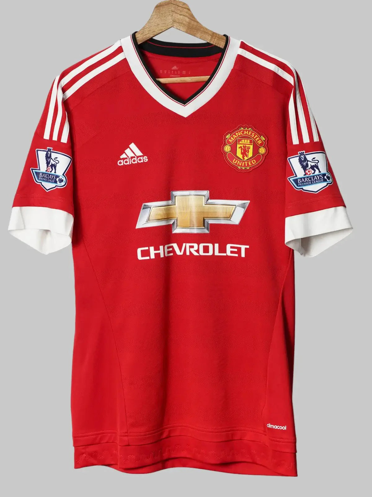 Manchester United Home Shirt 2015/16 Mata #8 (M)