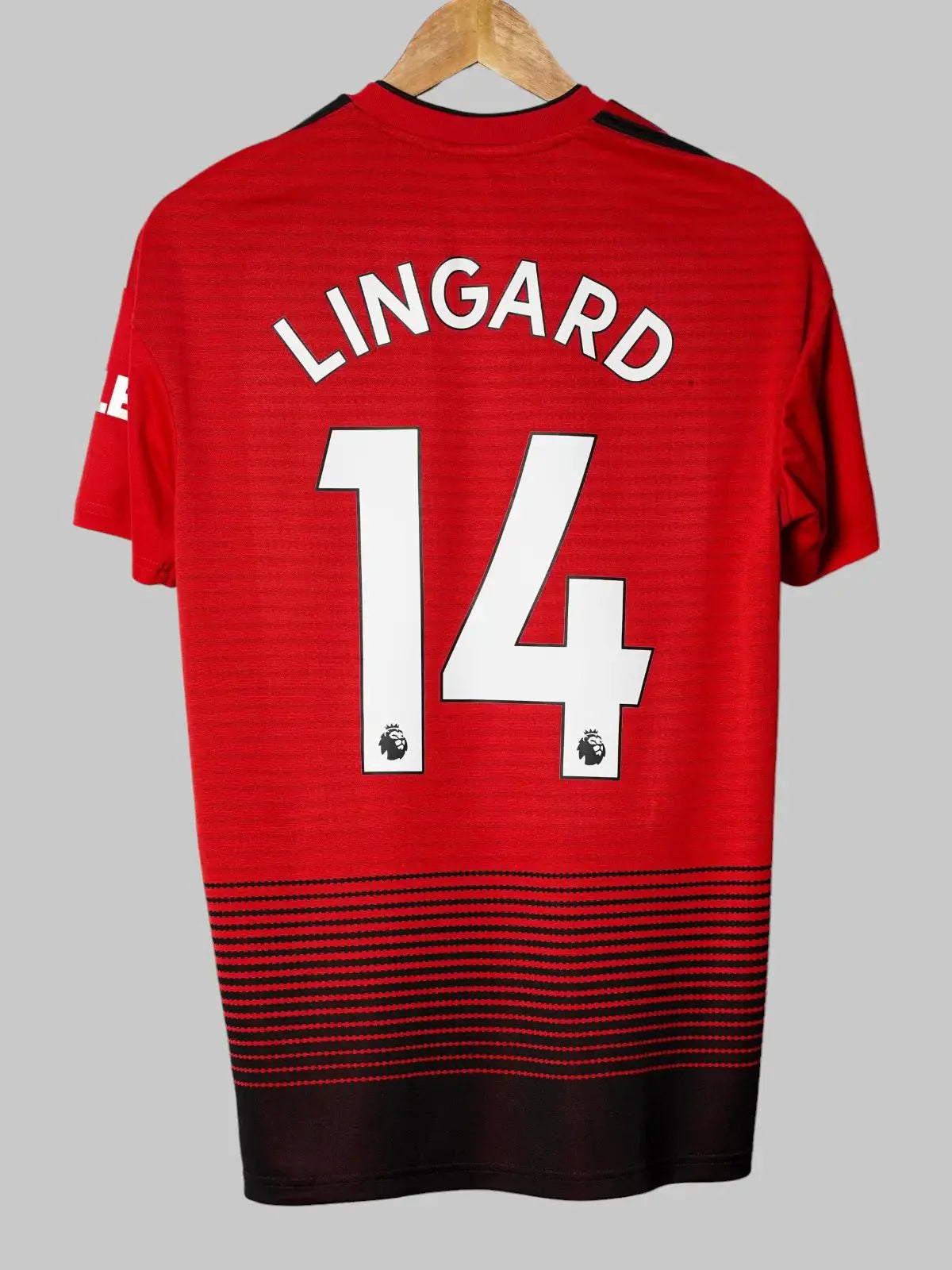 Manchester United Home Shirt 2018/19 Lingard #14 (S)