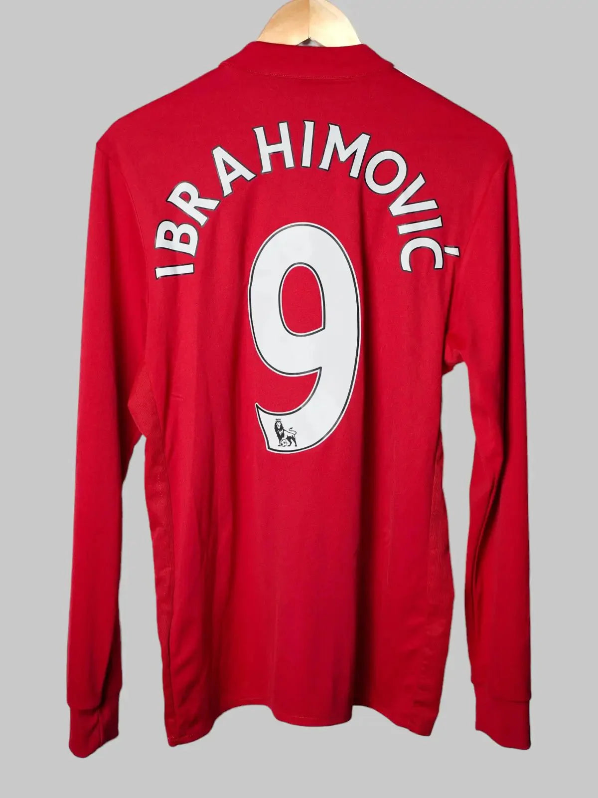 Manchester United Home Shirt L/S 2017/18 Ibrahimovic #9 (M)