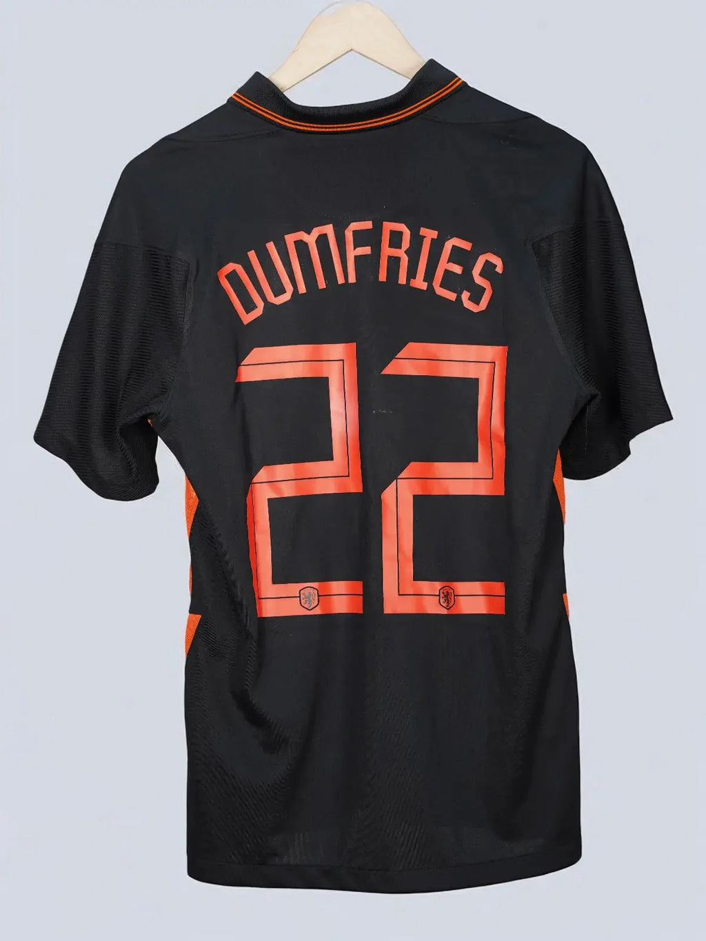 Netherlands Away Shirt 2020/21 Dumfries #22 (M)