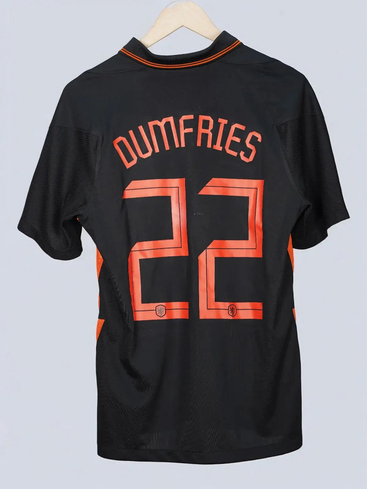 Netherlands Away Shirt 2020/21 Dumfries #22 (M)