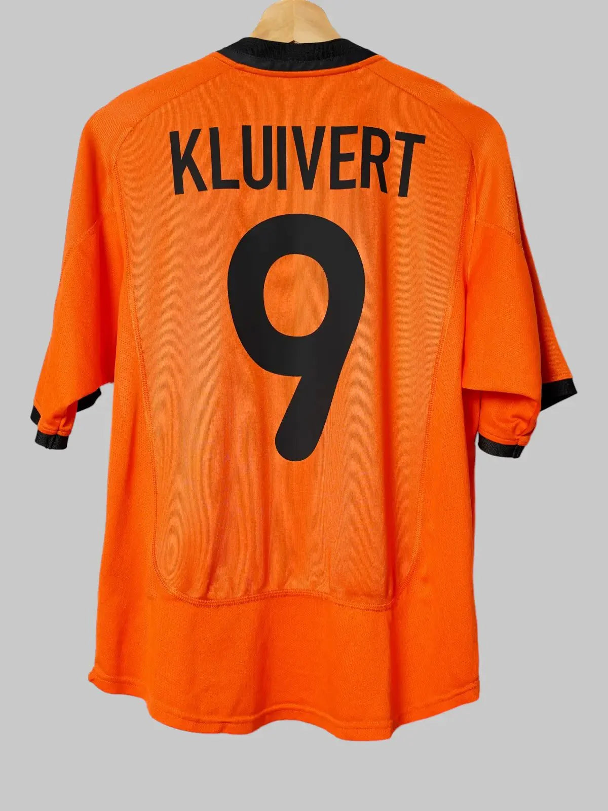 Netherlands Home Shirt 2000/02 Kluivert #9 (M)