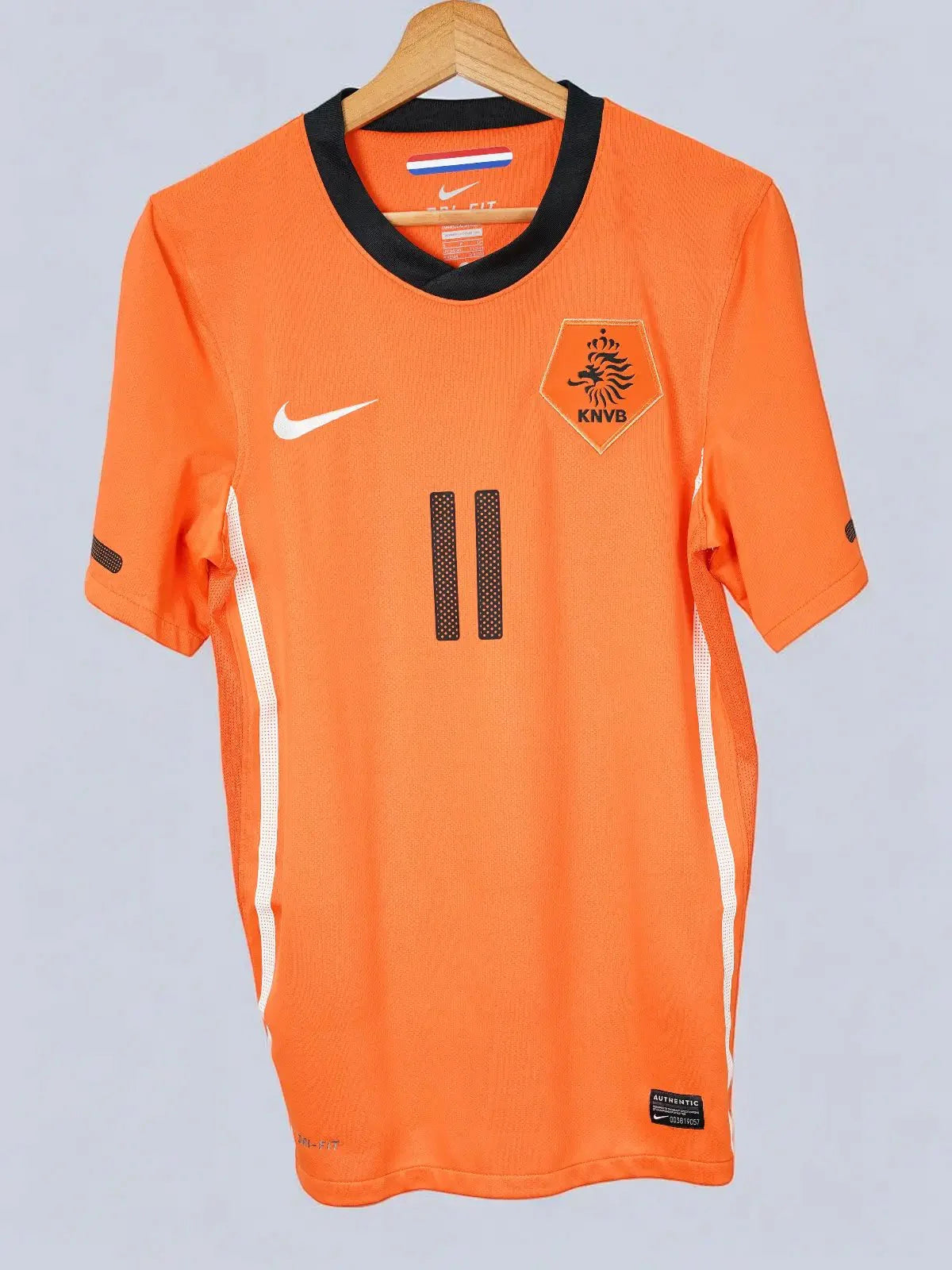 Netherlands Home Shirt 2010/11 Robben #11 (S)