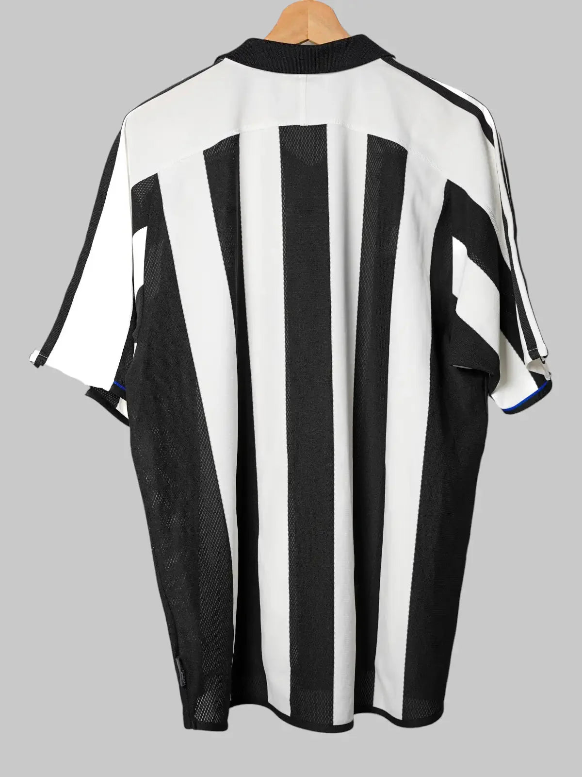 Newcastle Home Shirt 2003/4 (L)
