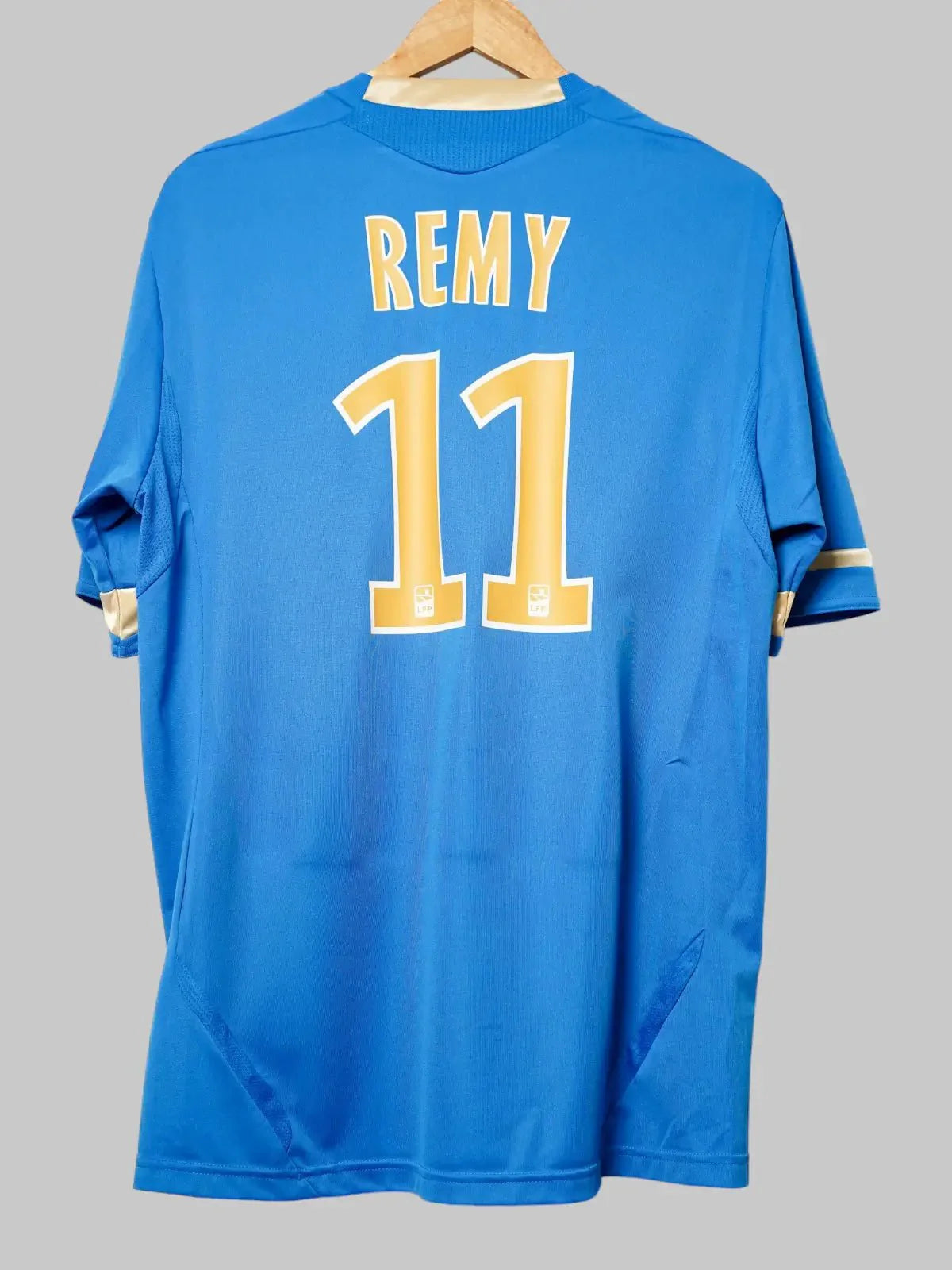 Olympique Marseille Away Shirt 2011/12 Remy #11 (L)