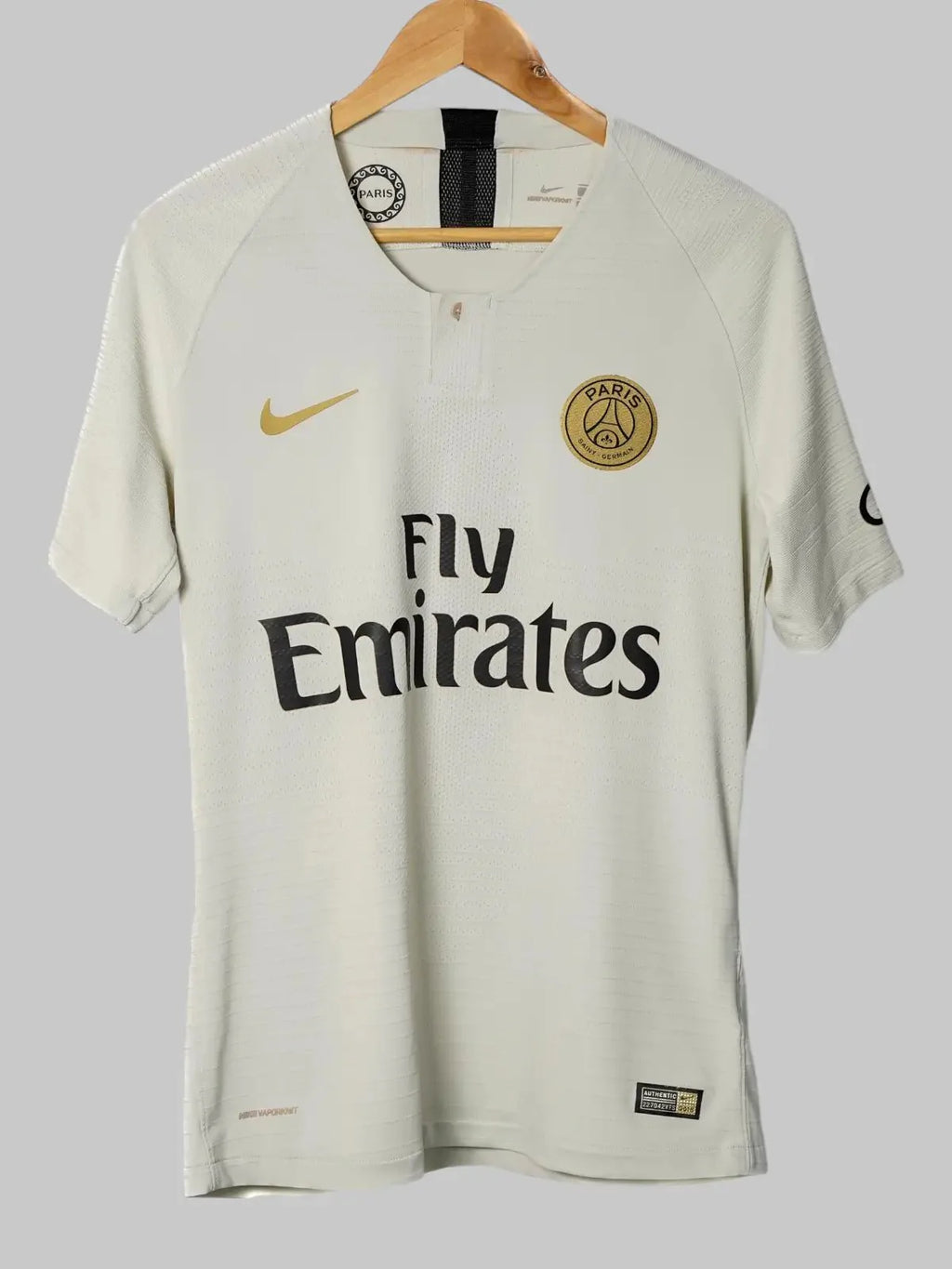 PSG Away Shirt Player Issue 2018/19 Mbappe #7 (M)