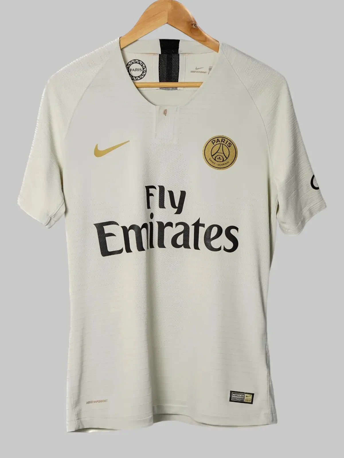 PSG Away Shirt Player Issue 2018/19 Mbappe #7 (M)