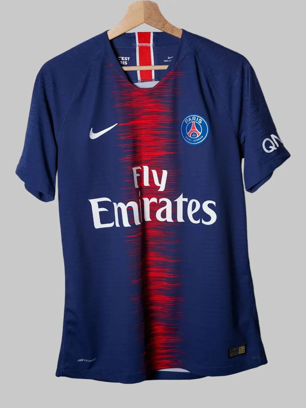 PSG Home Shirt 2018/19 Neymar #10 Player Issue (M)
