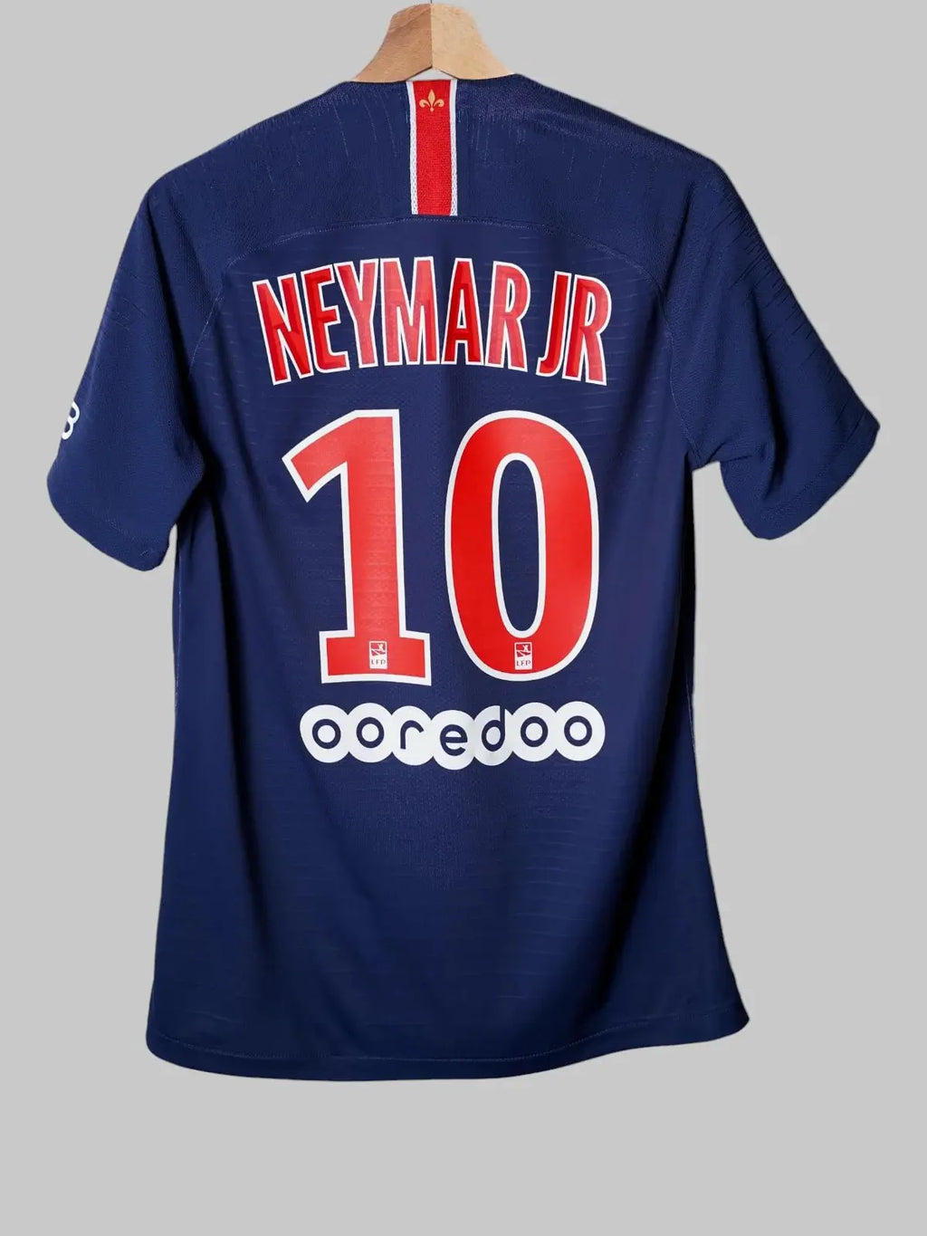 PSG Home Shirt 2018/19 Neymar #10 Player Issue (M)