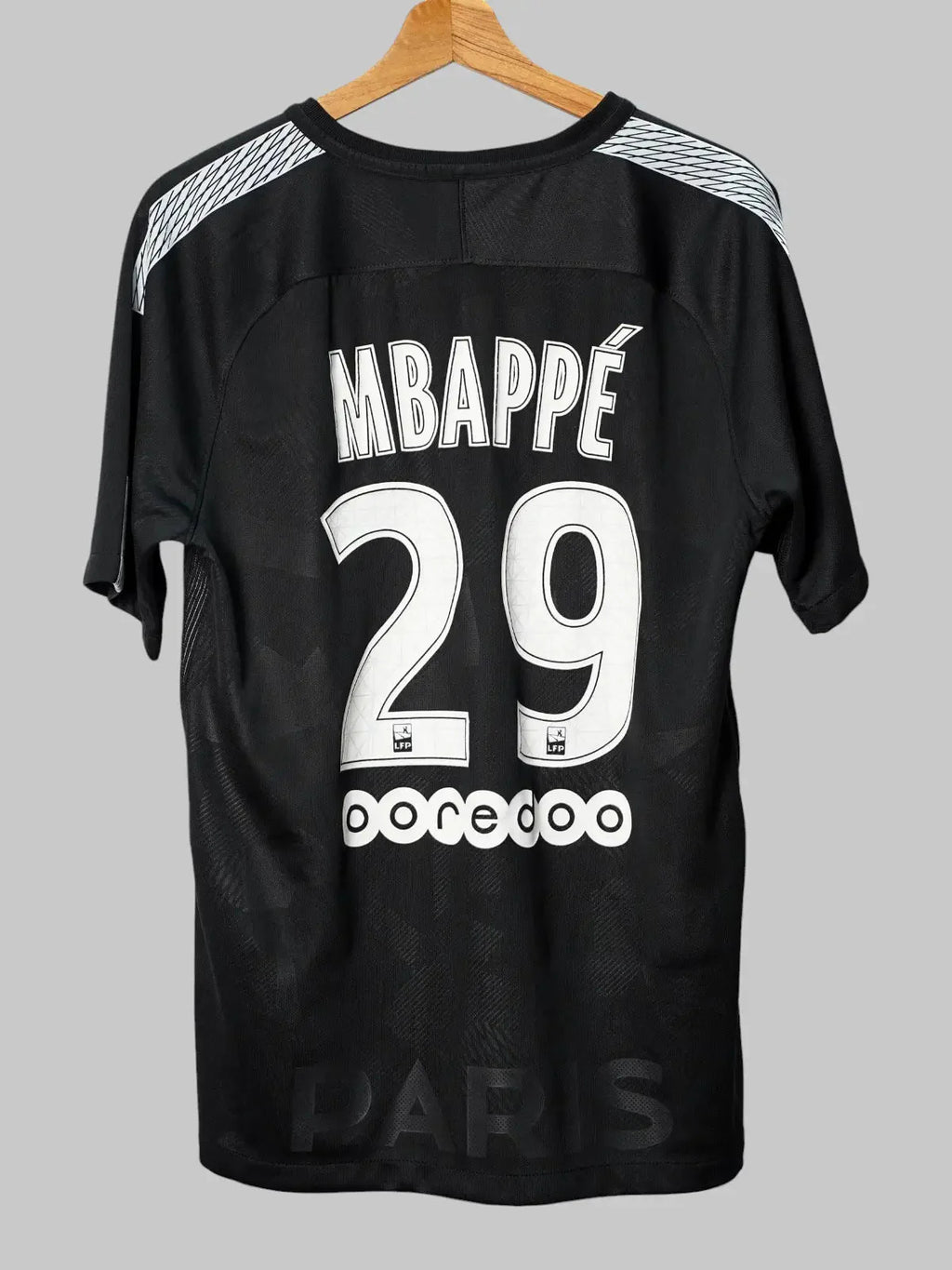 PSG Third Shirt 2017/18 Mbappe #29 (M)