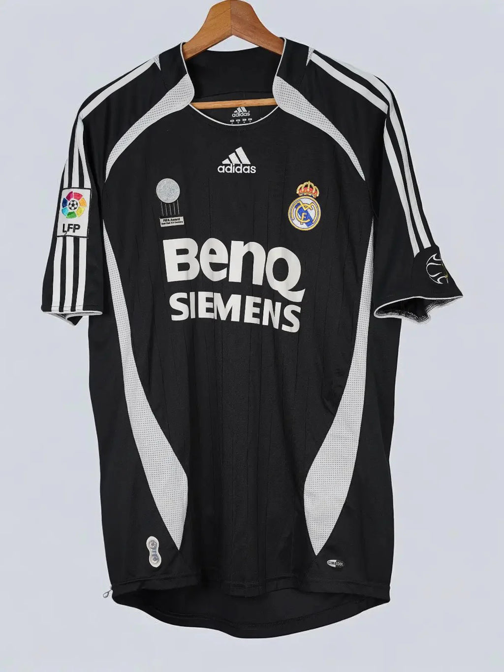 Real Madrid Away Shirt 2006/7 Ronaldo #9 (M)