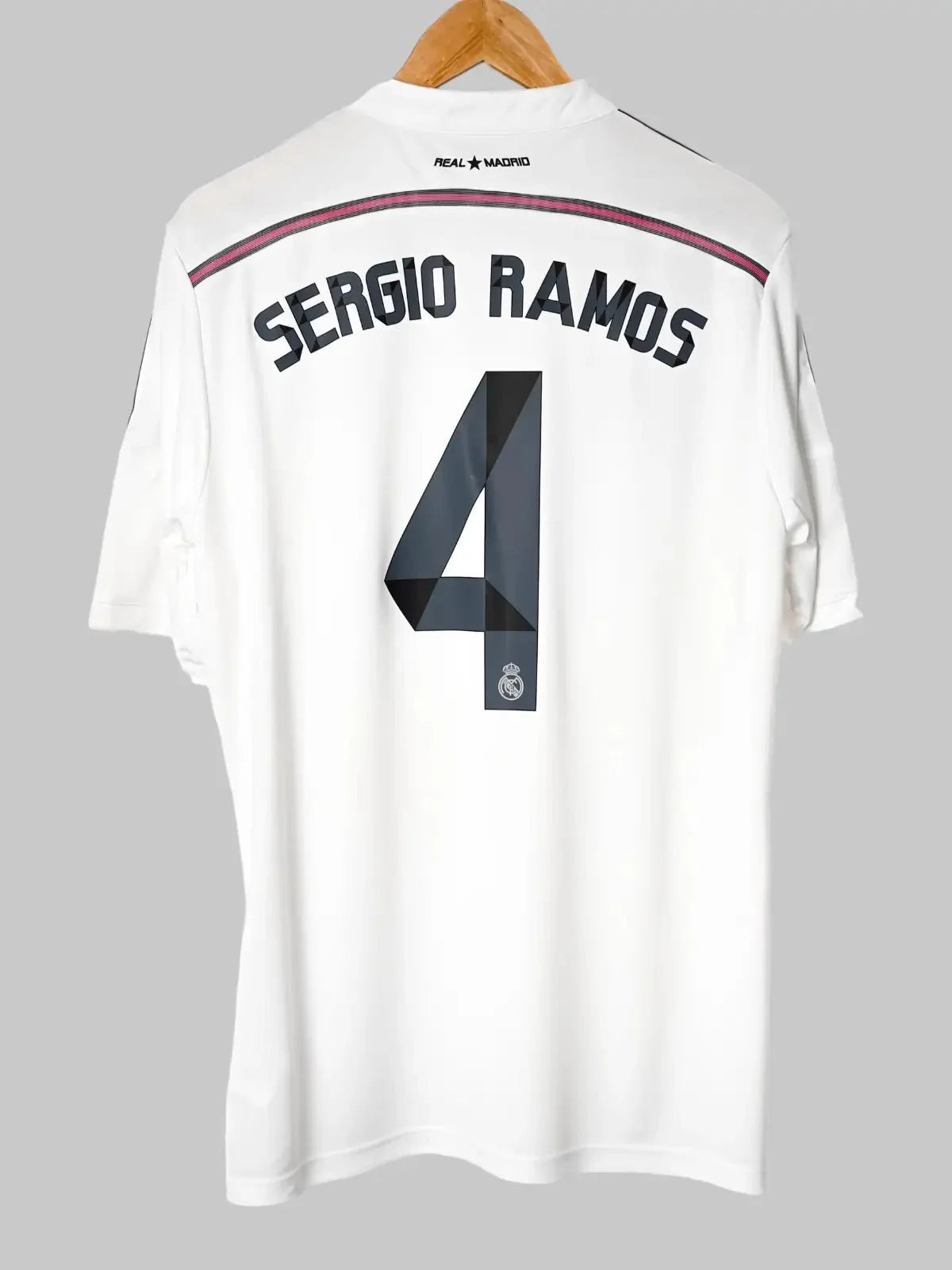 Real Madrid Home Shirt 2014/15 BNWT Sergio Ramos #4 (L)