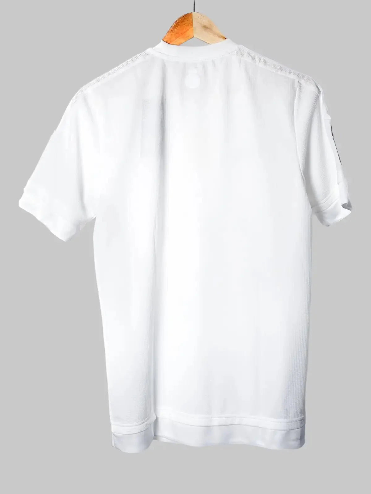 Real Madrid Home Shirt 2015/16 BNWT (S)