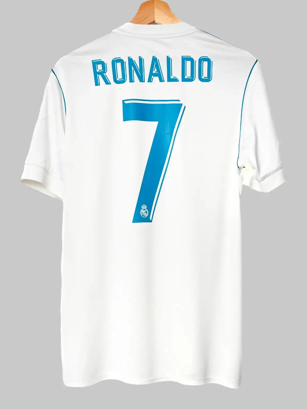 Real Madrid Home Shirt 2017/18 Ronaldo #7 (M)