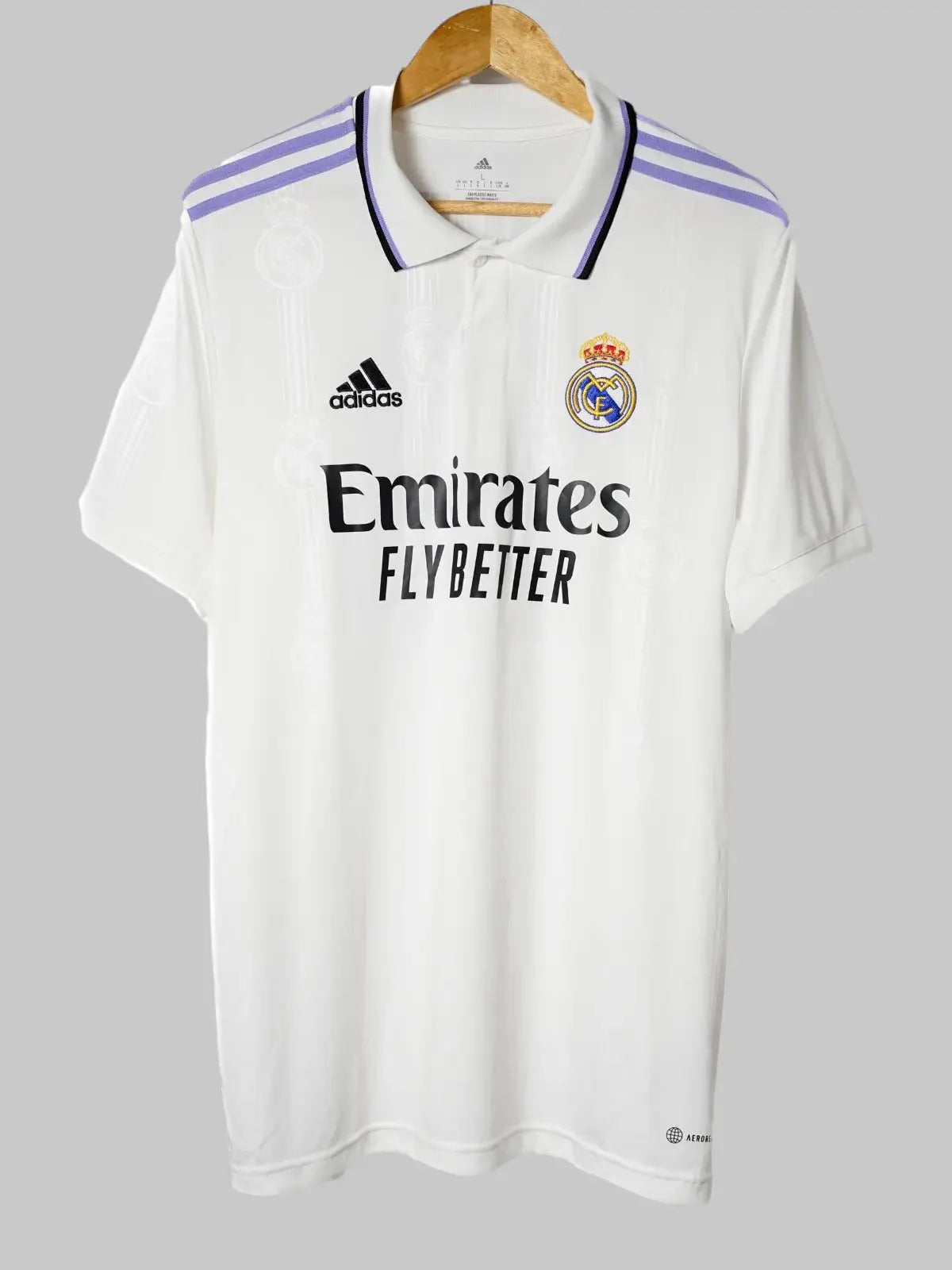 Real Madrid Home Shirt 2022/23 Modric #10 (L)