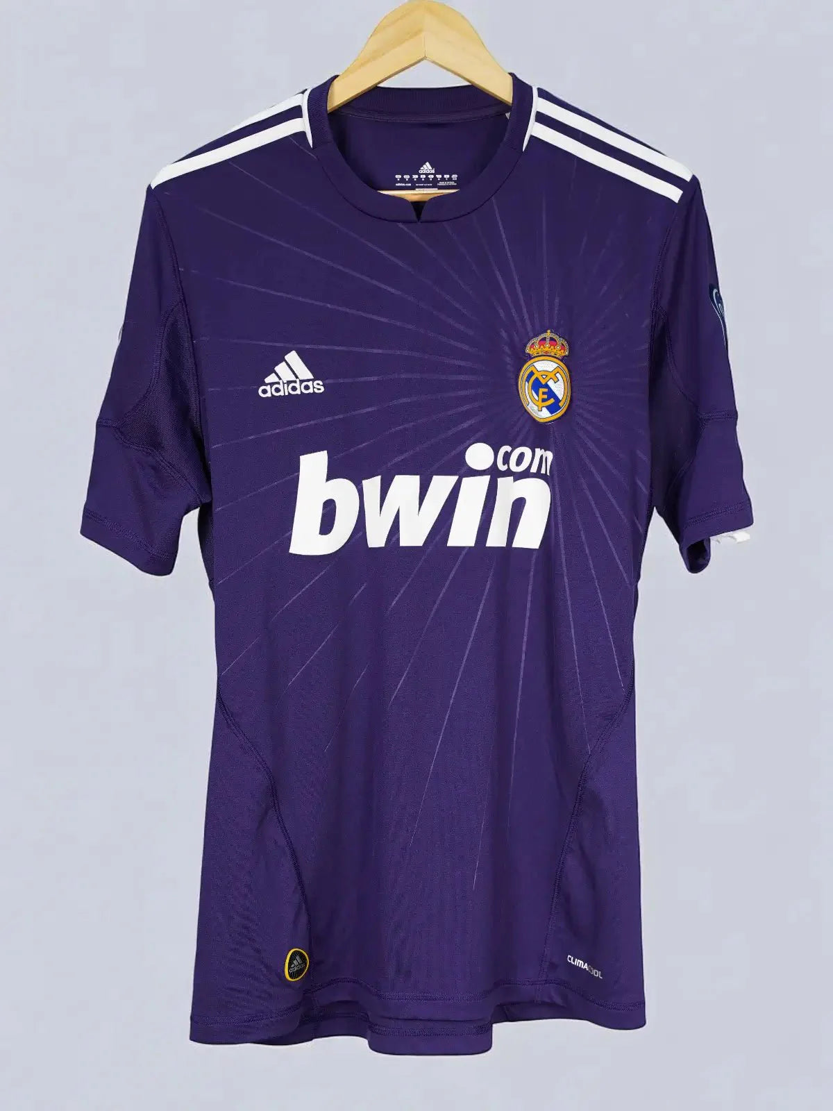 Real Madrid Third Shirt 2010/11 Ronaldo #7 (M)