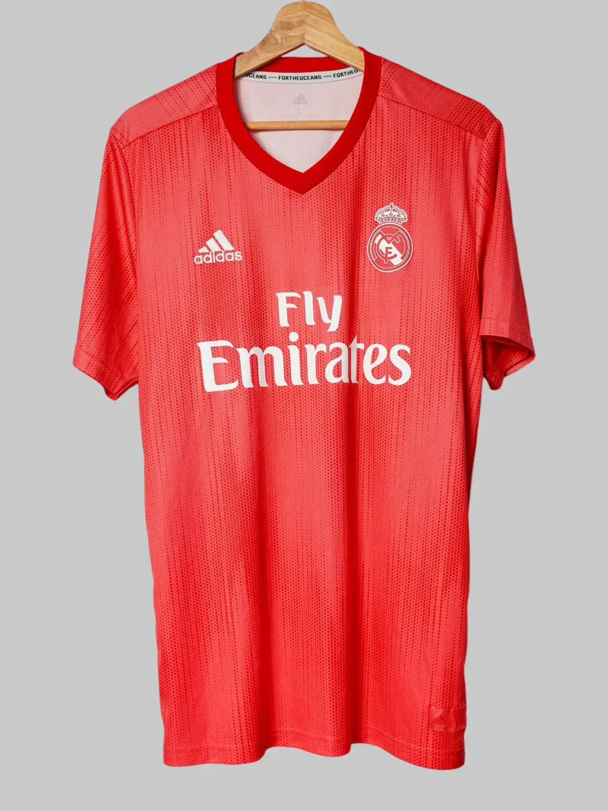 Real Madrid Third Shirt 2018/19 Casemiro #14 (L)