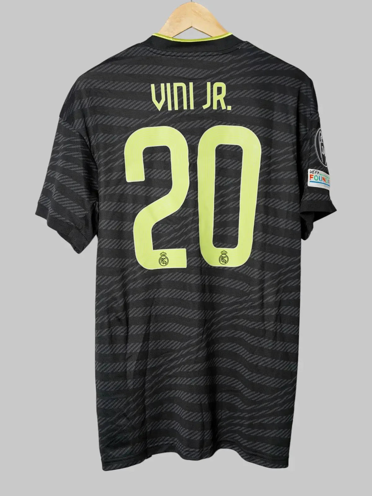 Real Madrid Third Shirt 2022/23 Vini JR. #20 (L)
