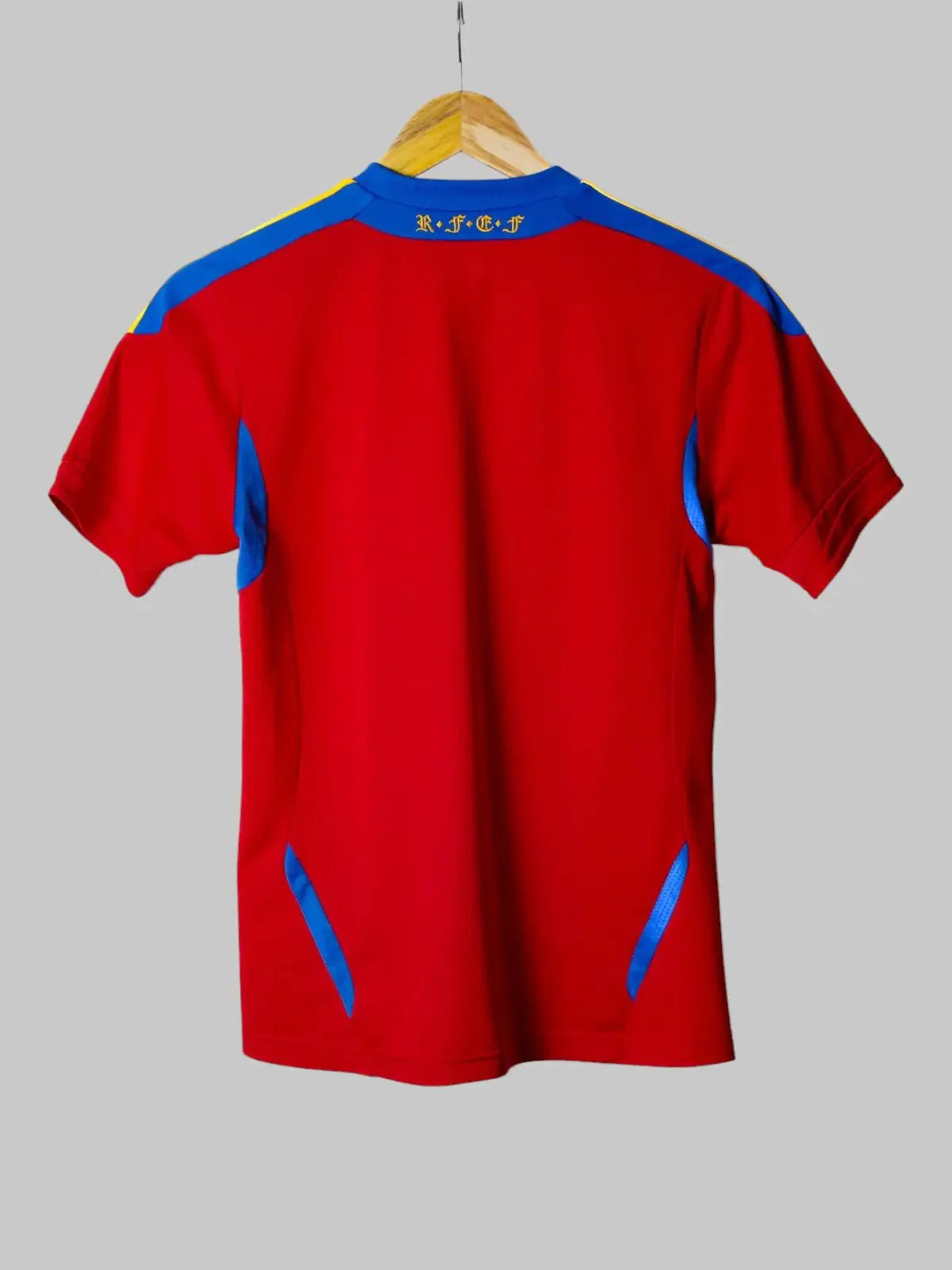 Spain Home Shirt 2010/11 (L Kids)