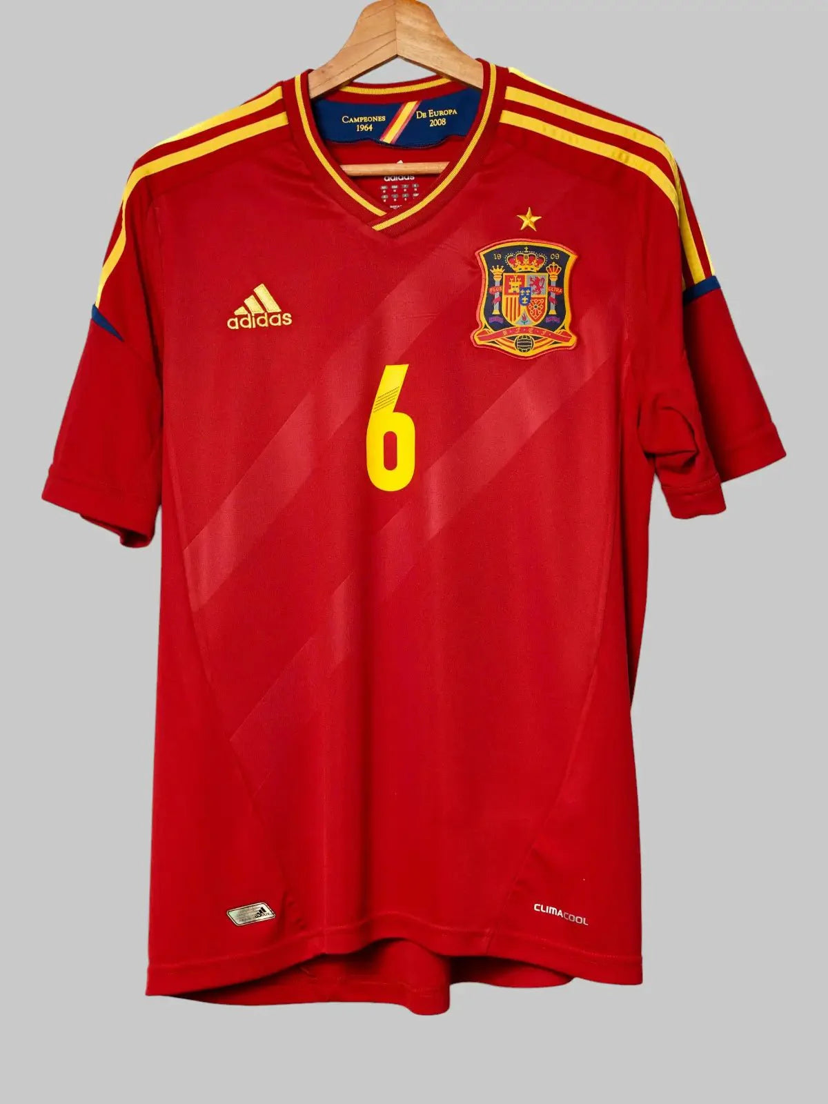 Spain Home Shirt 2012/13 A.Iniesta #6 (M)