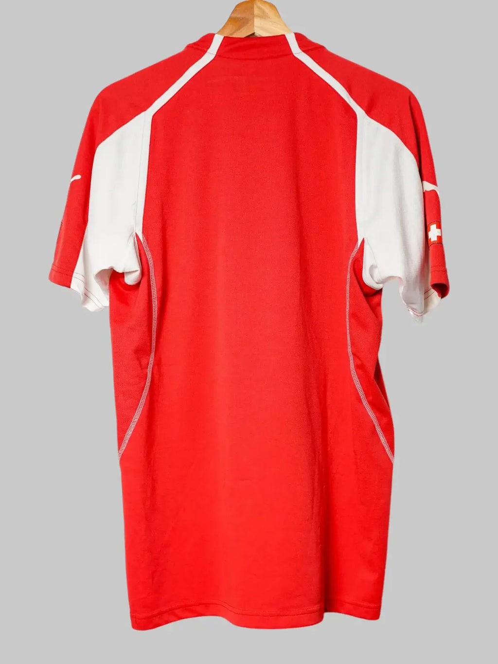 Switzerland Home Shirt 2004/5 (M)